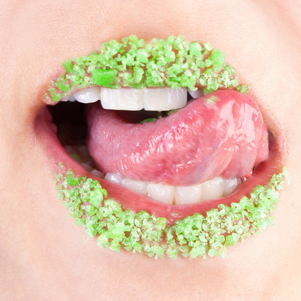 Tinglise your kisses with this mint popping candy